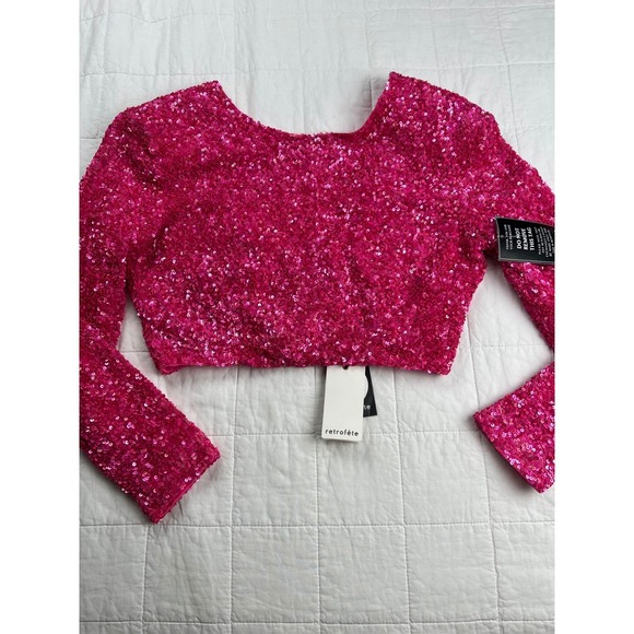Retrofete‎ Sequin Crop Top Long Sleeve Pink Sparkly Glam Size L NWT - Picture 2 of 9